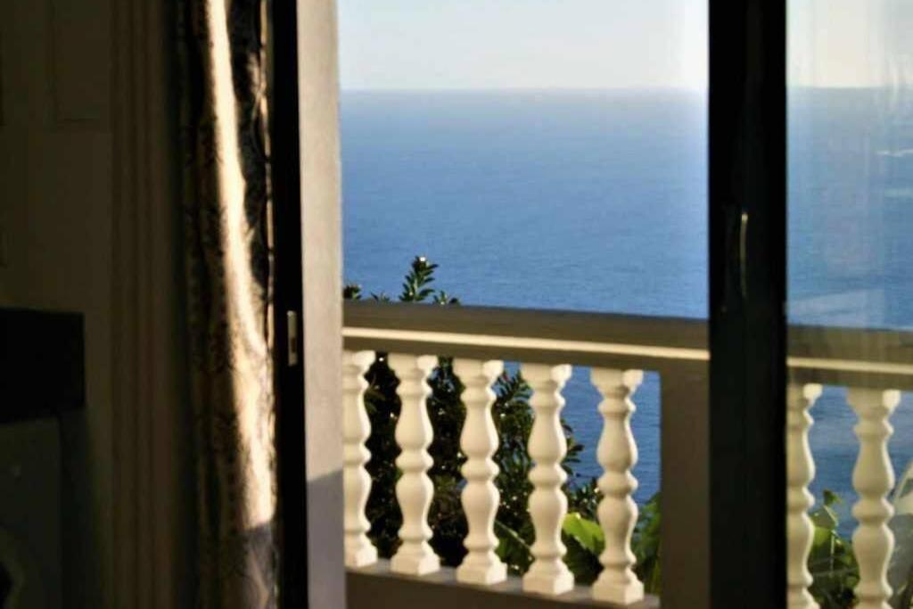 Arcos Grands Suites With Enormous And Private Pool. Arco da Calheta  Eksteriør bilde