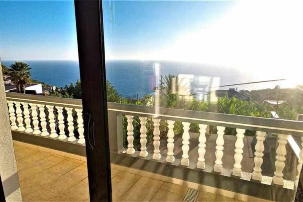 Arcos Grands Suites With Enormous And Private Pool. Arco da Calheta  Eksteriør bilde